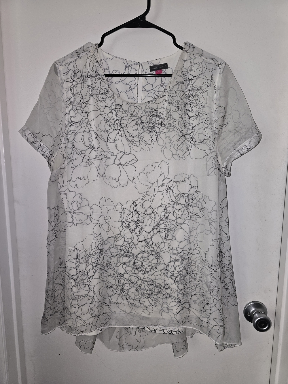 Vince Camuto Sheer Floral Sketch Blouse - White/Black
